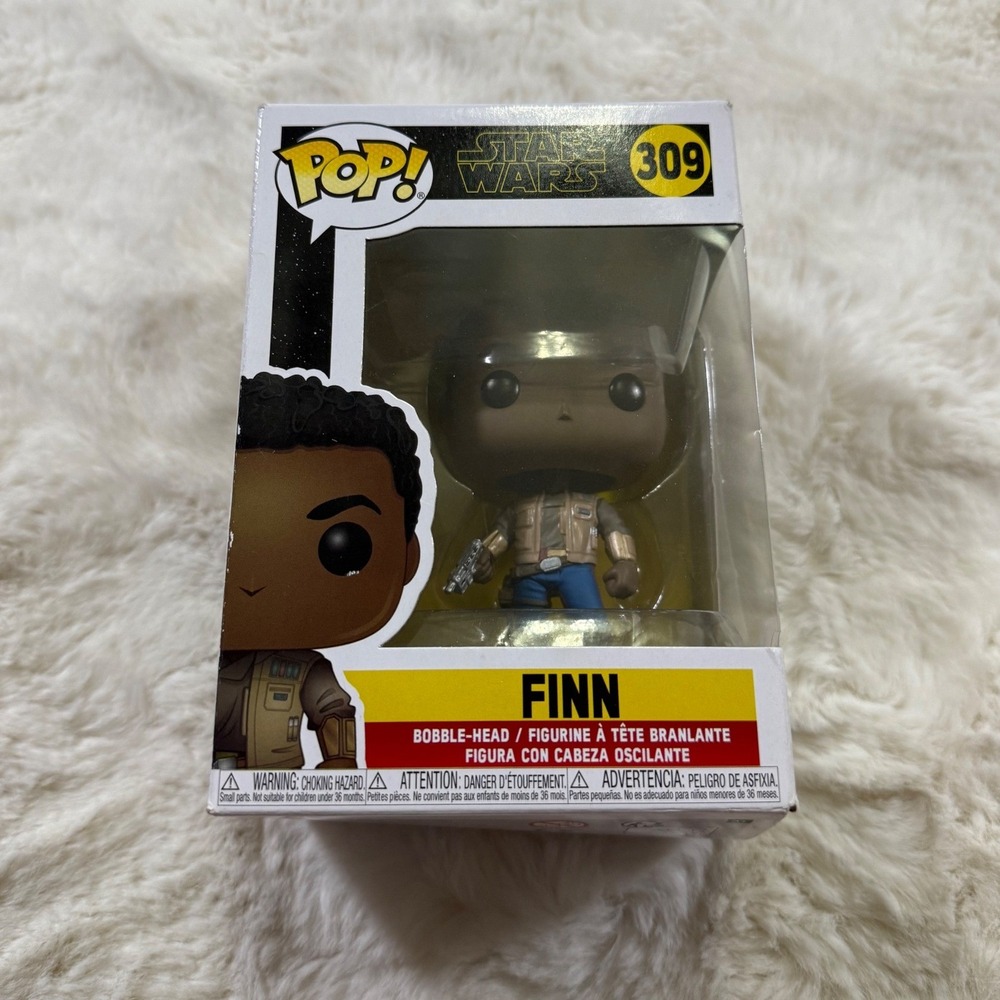 Funko Pop Star Wars‎ 309 Finn Resistance Bobblehead Vinyl Stormtrooper Figure